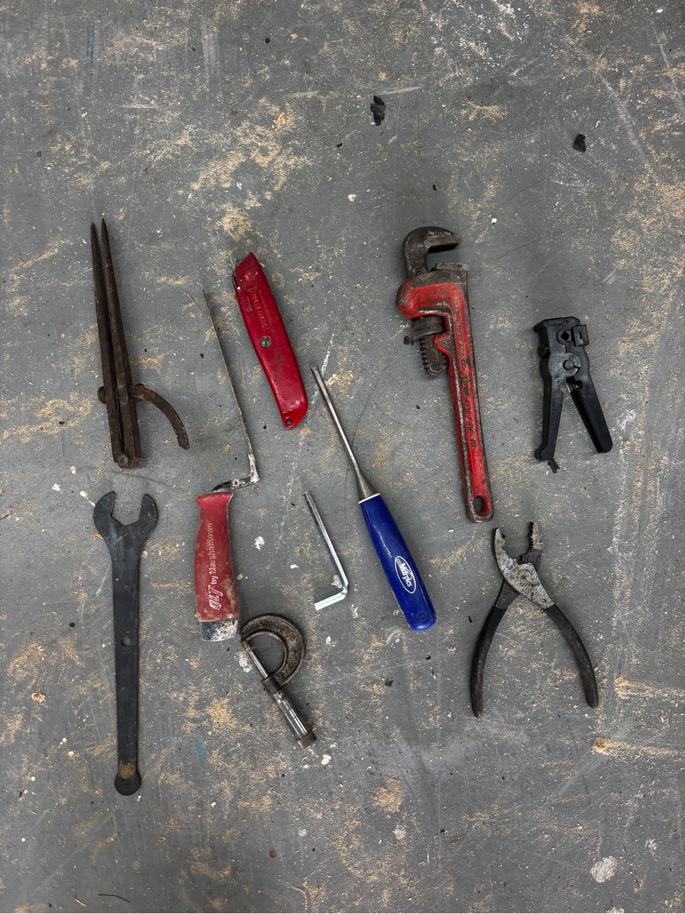 Utility Multi-Tool set of 10- miscellaneous
